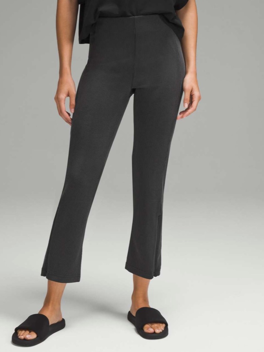 Lululemon Ribbed Softstreme Zip-Leg High-Rise Cropped Pants 25" Women Size 6